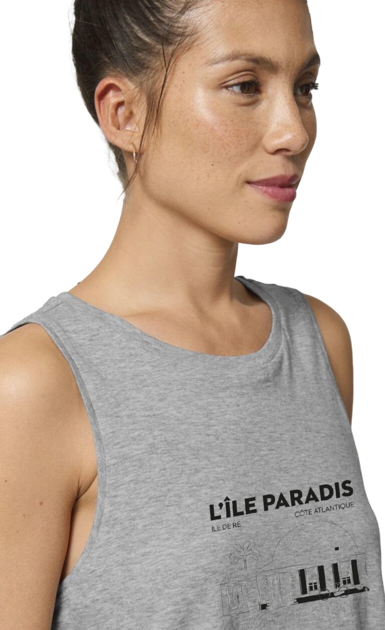 T-shirt femme ile de ré life odile de ré porté gros plan