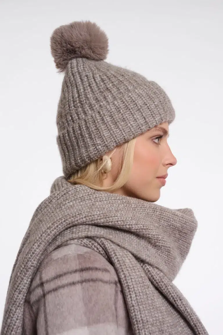 bonnet pompon toffee blend rino pelle